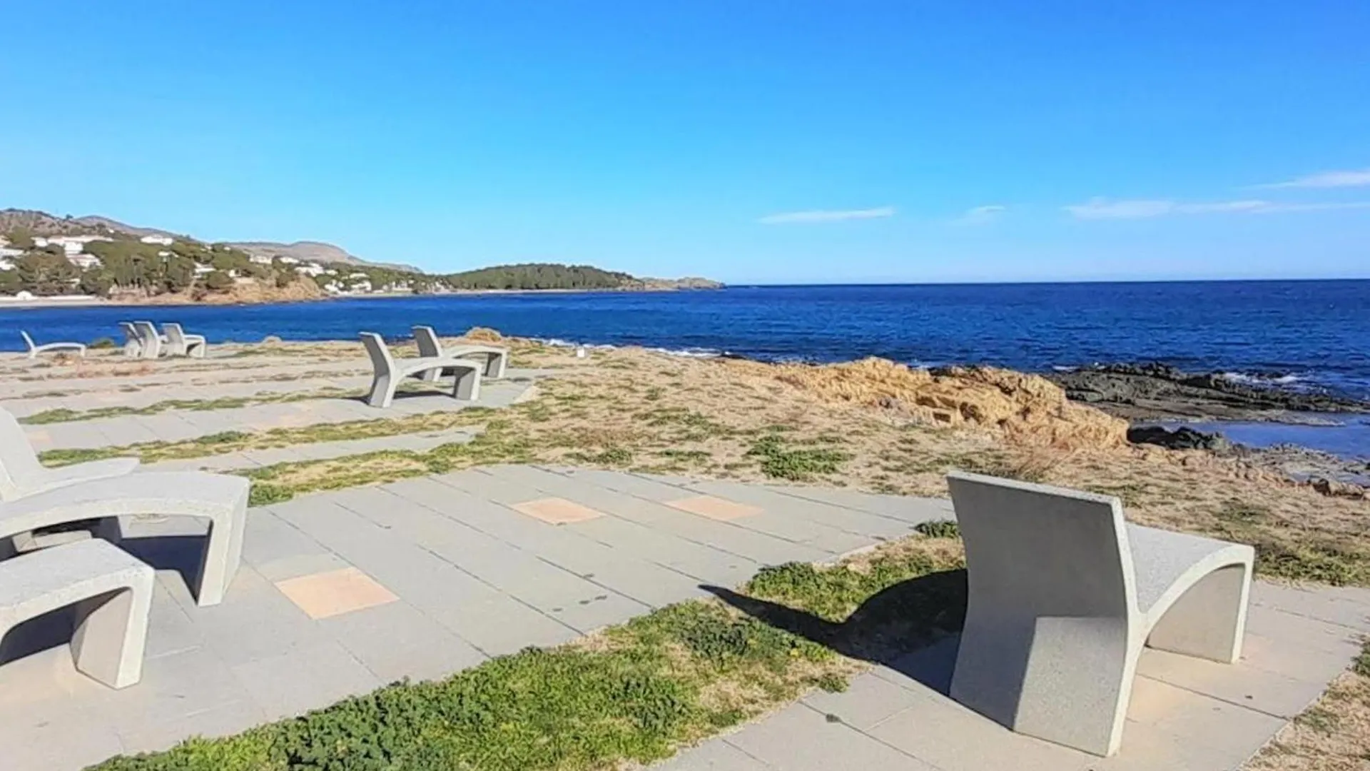 Apartamento Comodo En Llanca, Cerca De Playas Y Tiendas, Wifi Incluido - Es-170-94 0*, Llanca Spain