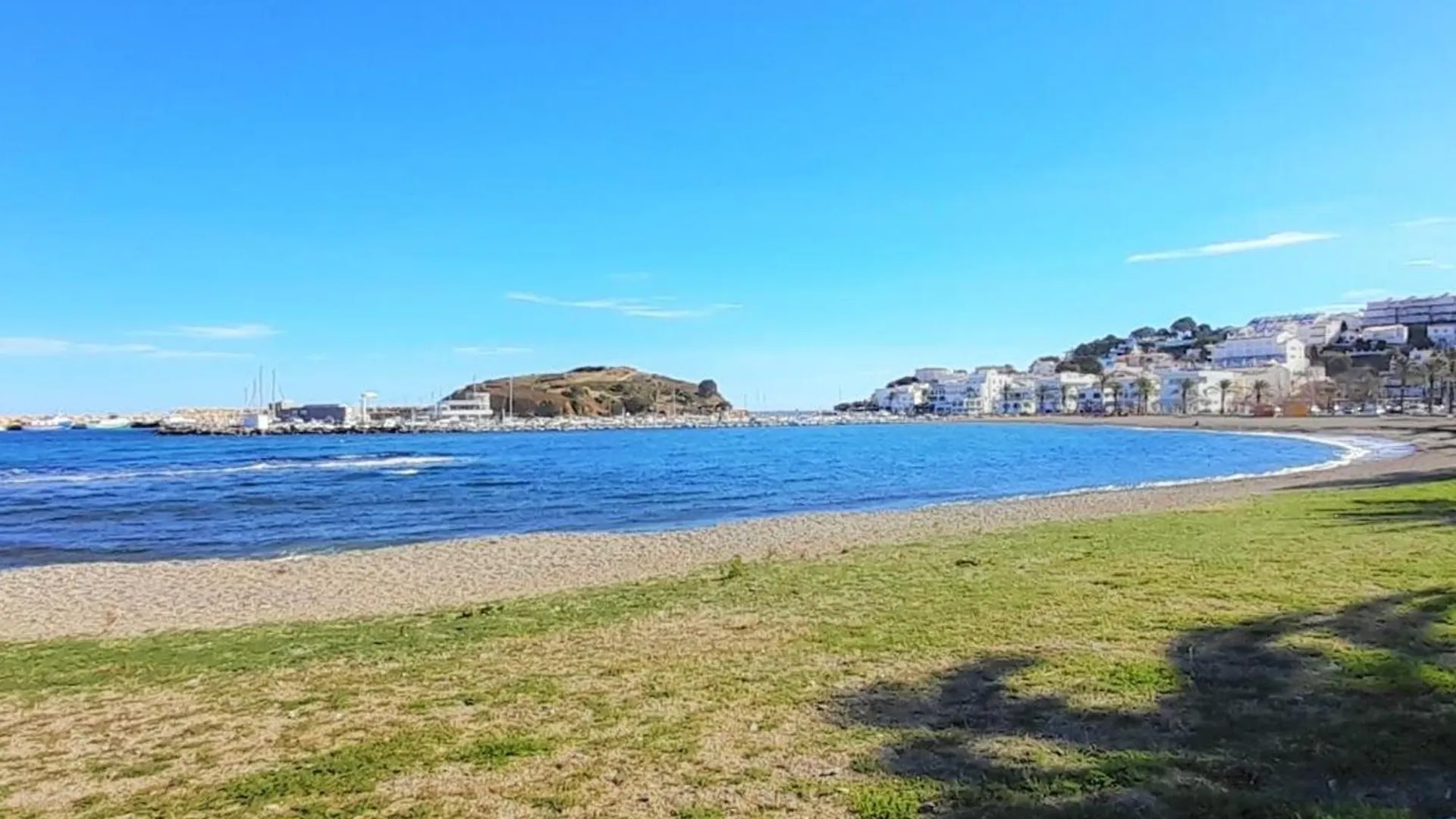 Apartamento Comodo En Llanca, Cerca De Playas Y Tiendas, Wifi Incluido - Es-170-94 Apartment Llanca