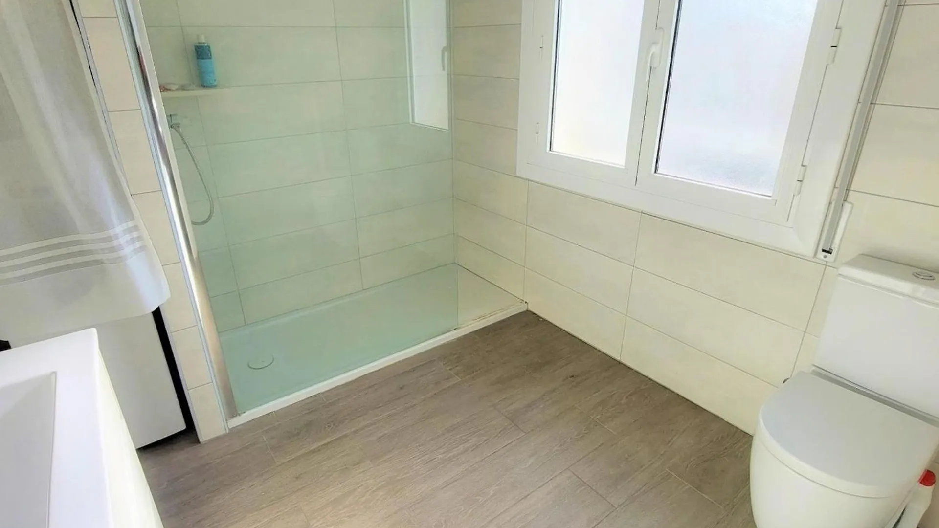 Apartamento Comodo En Llanca, Cerca De Playas Y Tiendas, Wifi Incluido - Es-170-94